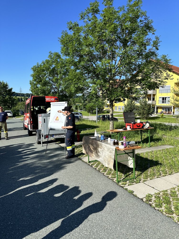 Einblick in die Feuerwehr: Aufregender Tag für die Kinder 🚨🚒