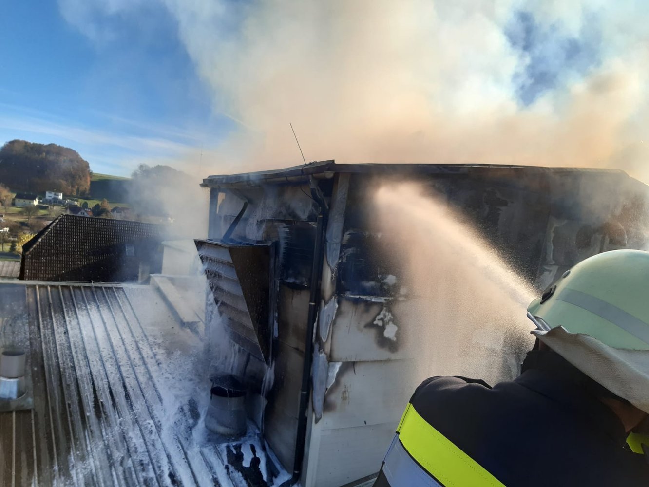 Brand einer Getreide-Trocknungsanlage in Unterlungitz