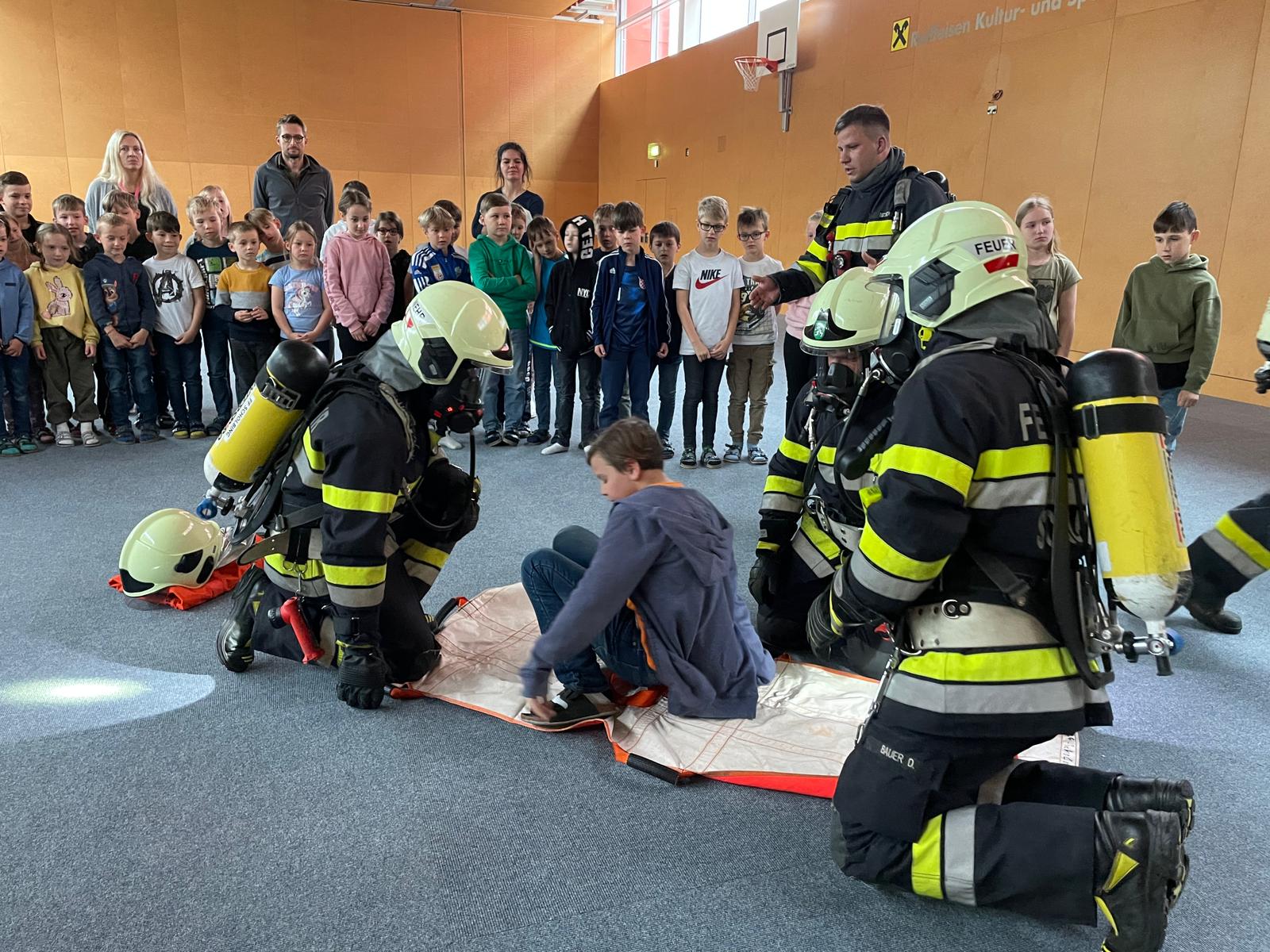 Kindergarten und Schulübung